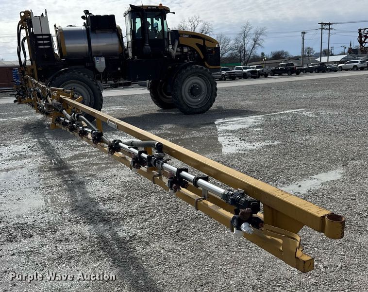 image for item DU3360 2012 Rogator RG1100 sprayer