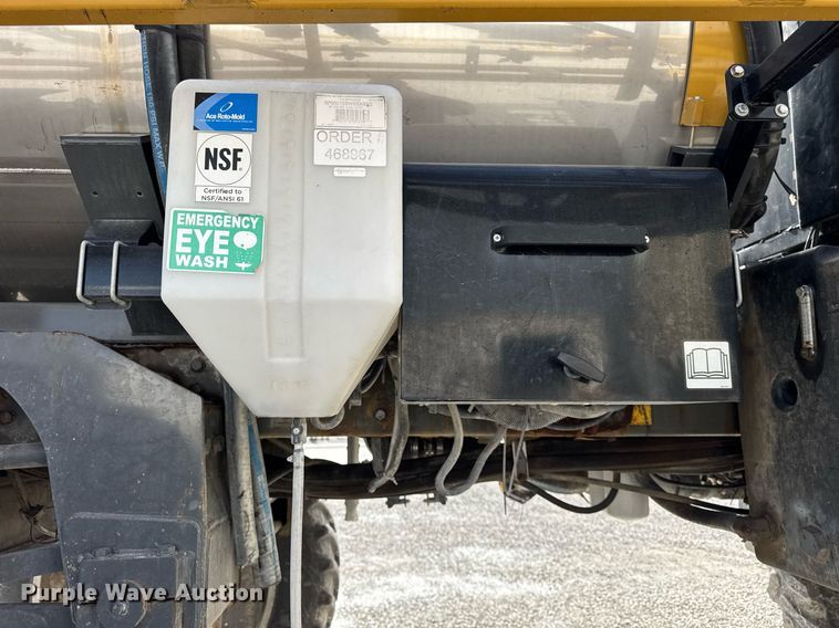 image for item DU3360 2012 Rogator RG1100 sprayer