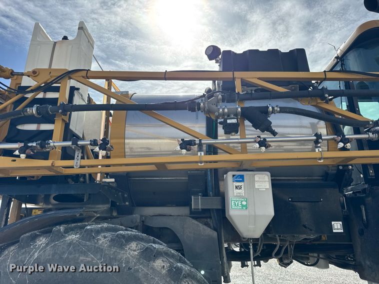 image for item DU3360 2012 Rogator RG1100 sprayer