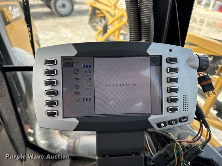 image for item DU3360 2012 Rogator RG1100 sprayer