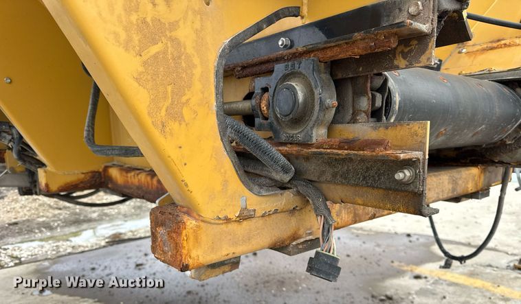 image for item DU3361 New Leader L4258G4 spreader bed