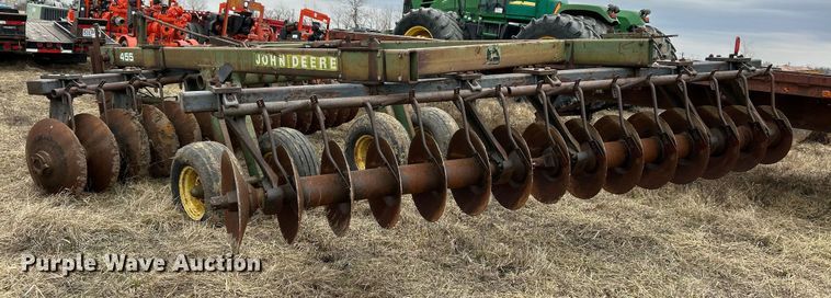 image for item DV1814 John Deere T3545 off-set disk