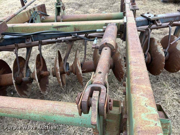 image for item DV1814 John Deere T3545 off-set disk