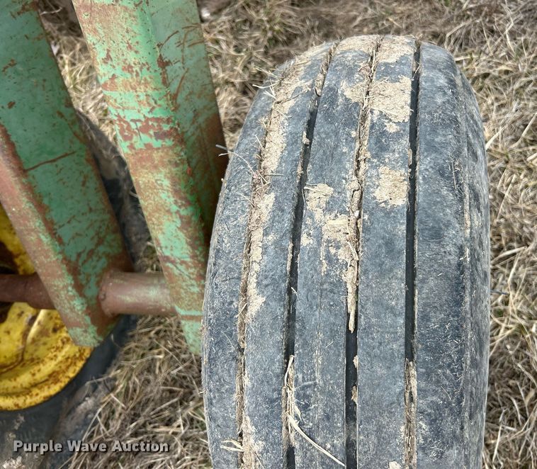 image for item DV1814 John Deere T3545 off-set disk