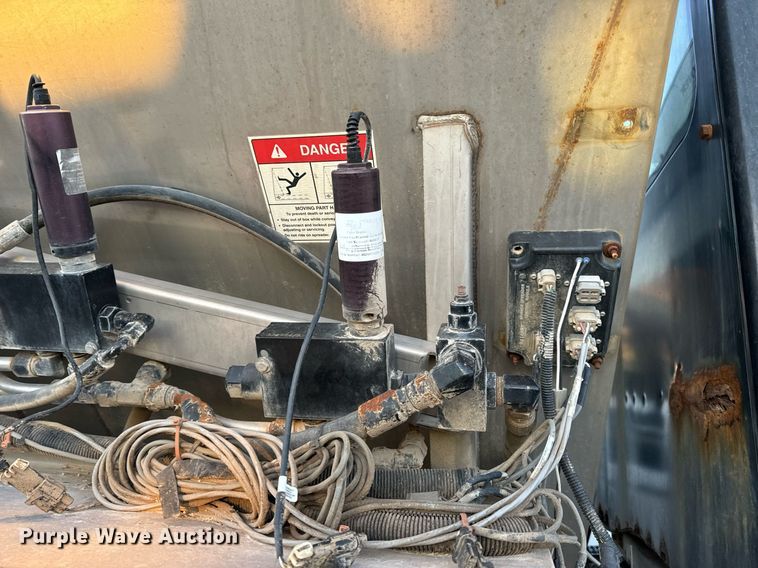 image for item DV1852 Miller 3654 applicator