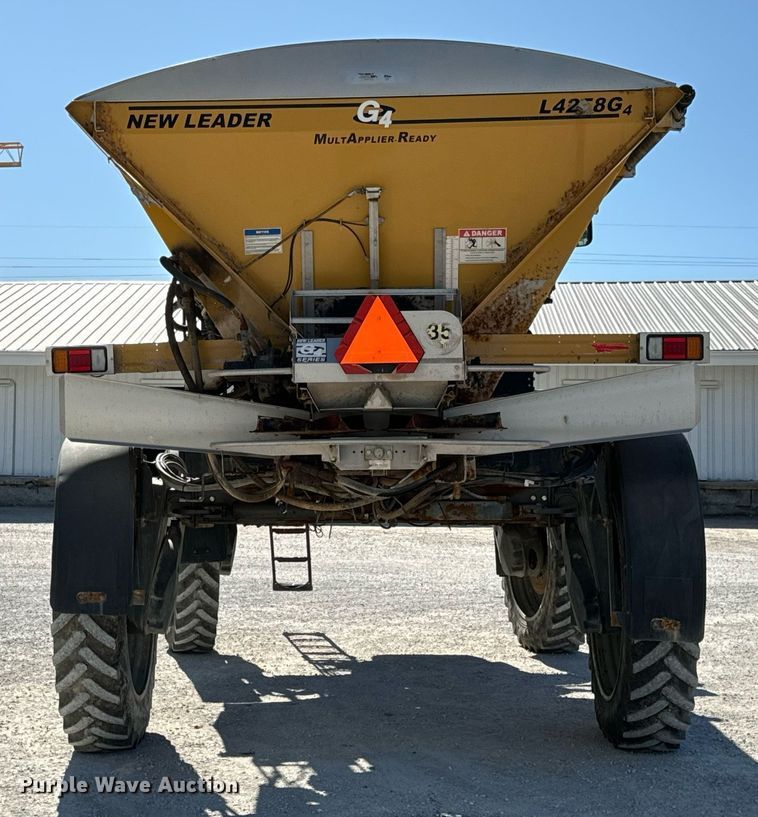 image for item DV1855 2012 RoGator RG900 applicator