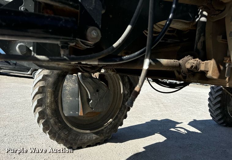 image for item DV1855 2012 RoGator RG900 applicator