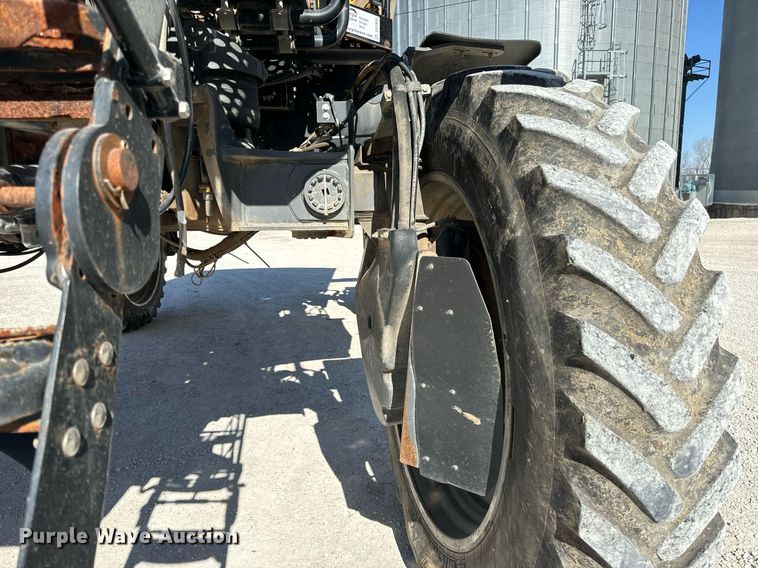 image for item DV1855 2012 RoGator RG900 applicator