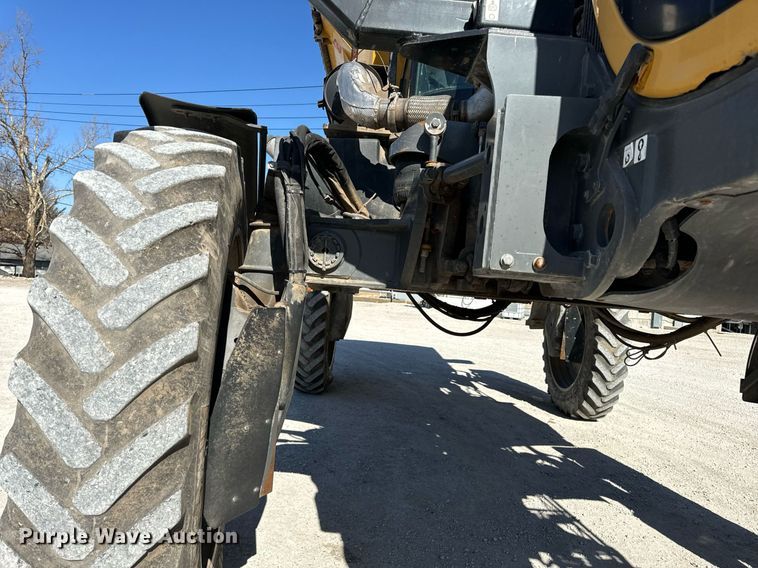 image for item DV1855 2012 RoGator RG900 applicator