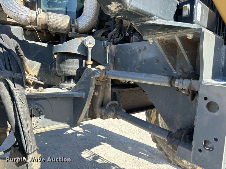 image for item DV1855 2012 RoGator RG900 applicator