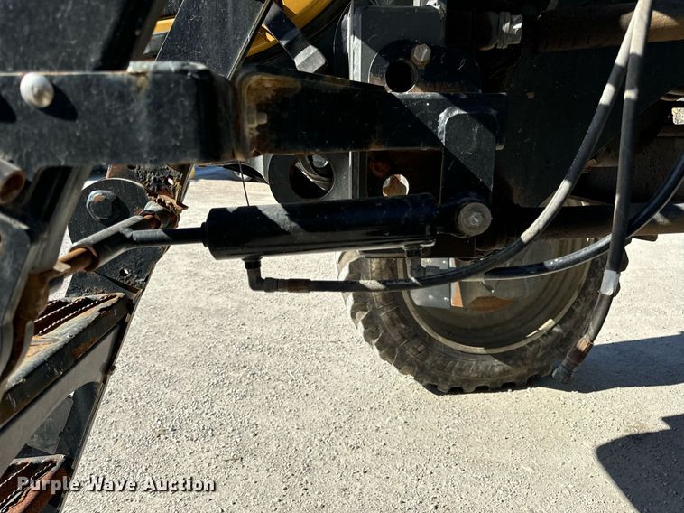 image for item DV1855 2012 RoGator RG900 applicator