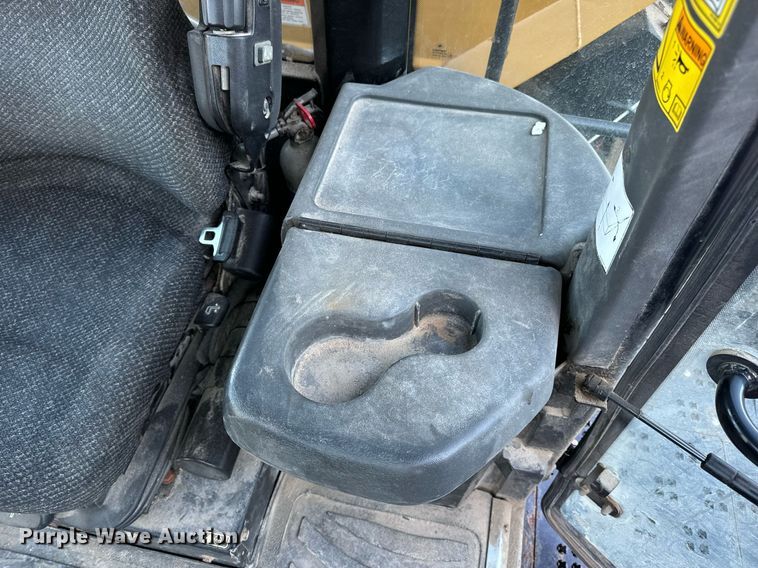 image for item DV1855 2012 RoGator RG900 applicator