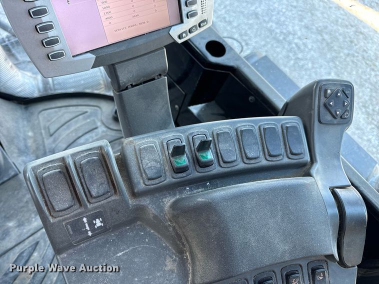 image for item DV1855 2012 RoGator RG900 applicator