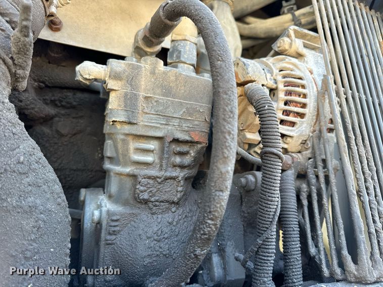 image for item DV1855 2012 RoGator RG900 applicator