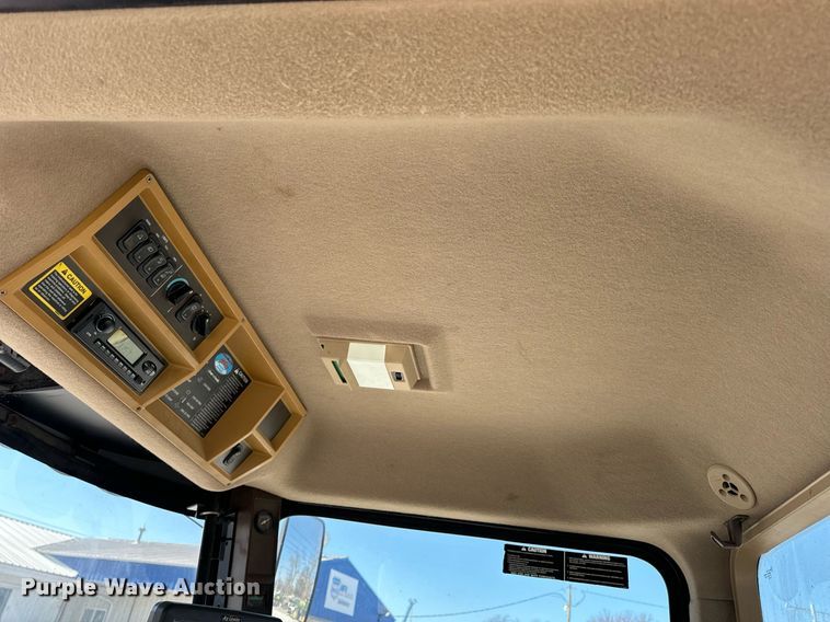 image for item DV1856 Miller 3304 applicator