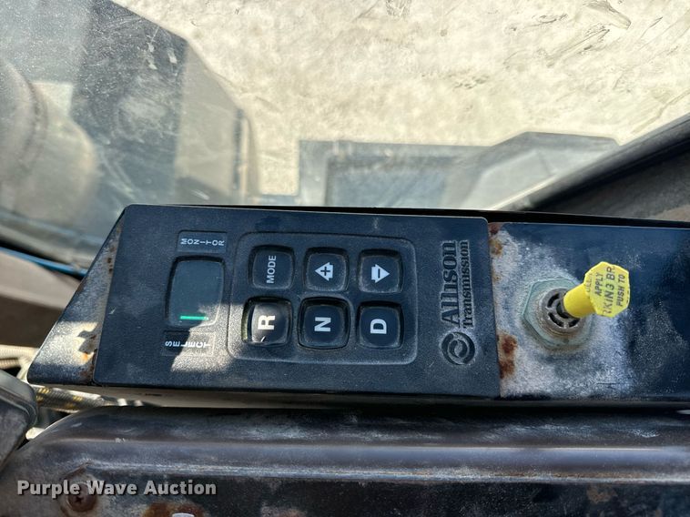 image for item DV1856 Miller 3304 applicator