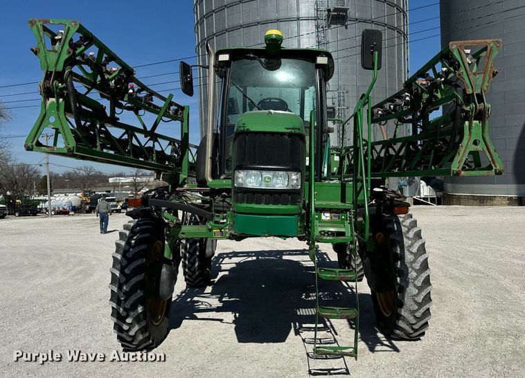 image for item DV1857 2012 John Deere 4630 sprayer