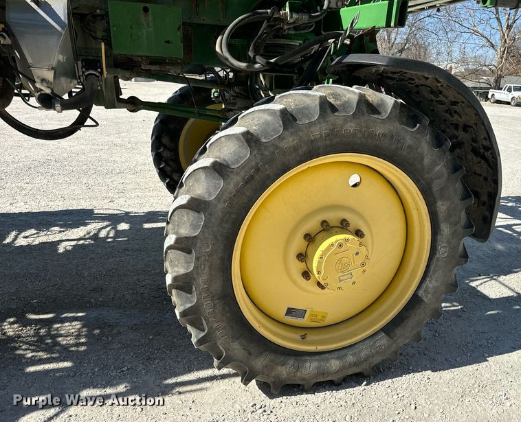 image for item DV1857 2012 John Deere 4630 sprayer