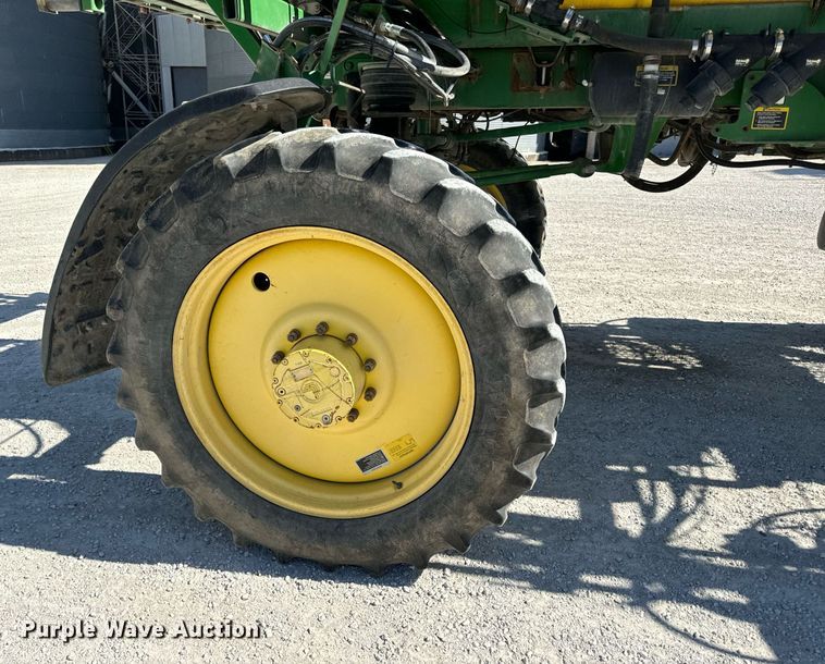 image for item DV1857 2012 John Deere 4630 sprayer