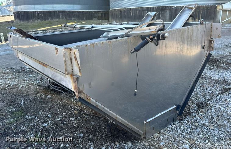 image for item DV1858 New Leader L4000G4 applicator bed