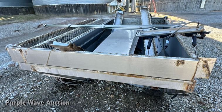 image for item DV1858 New Leader L4000G4 applicator bed