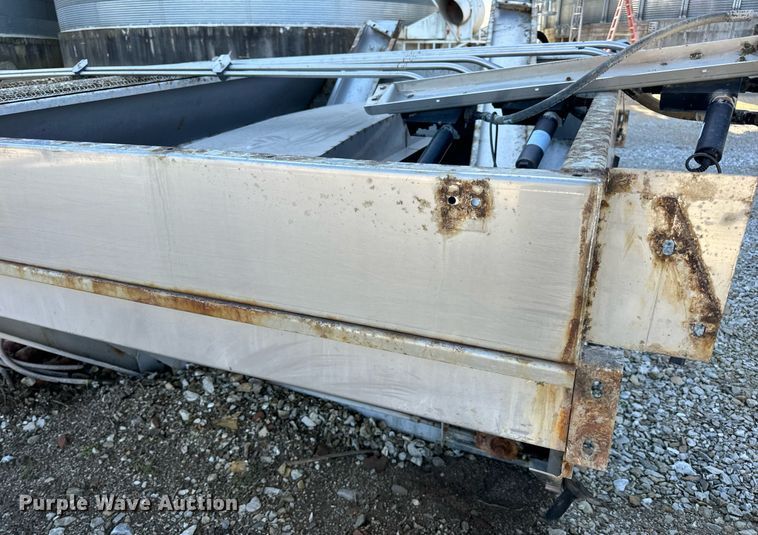 image for item DV1858 New Leader L4000G4 applicator bed