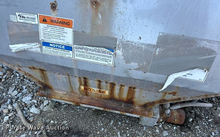 image for item DV1858 New Leader L4000G4 applicator bed