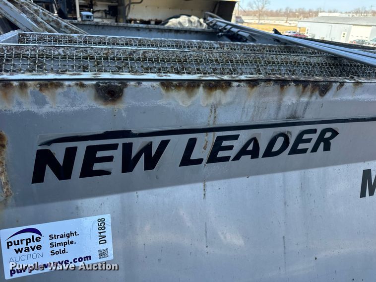 image for item DV1858 New Leader L4000G4 applicator bed