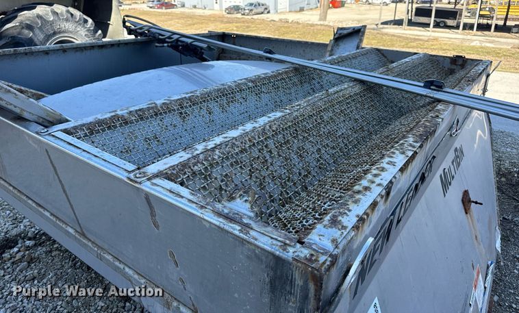 image for item DV1858 New Leader L4000G4 applicator bed