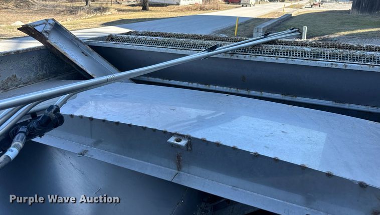 image for item DV1858 New Leader L4000G4 applicator bed