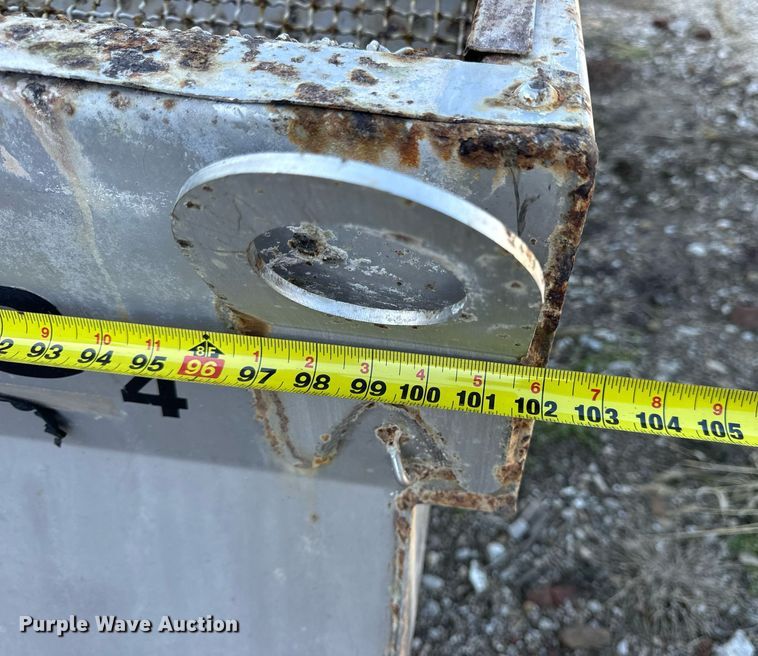 image for item DV1858 New Leader L4000G4 applicator bed