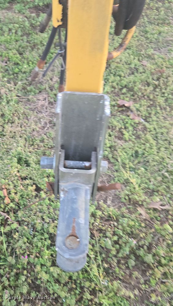 image for item DW1852 Vermeer WR-V8 hay rake