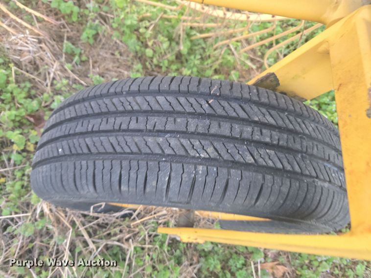 image for item DW1852 Vermeer WR-V8 hay rake