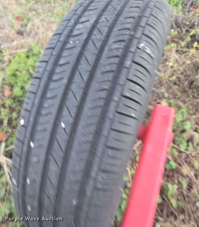 image for item DW1853 2007 Tonutte RCS8 hay rake