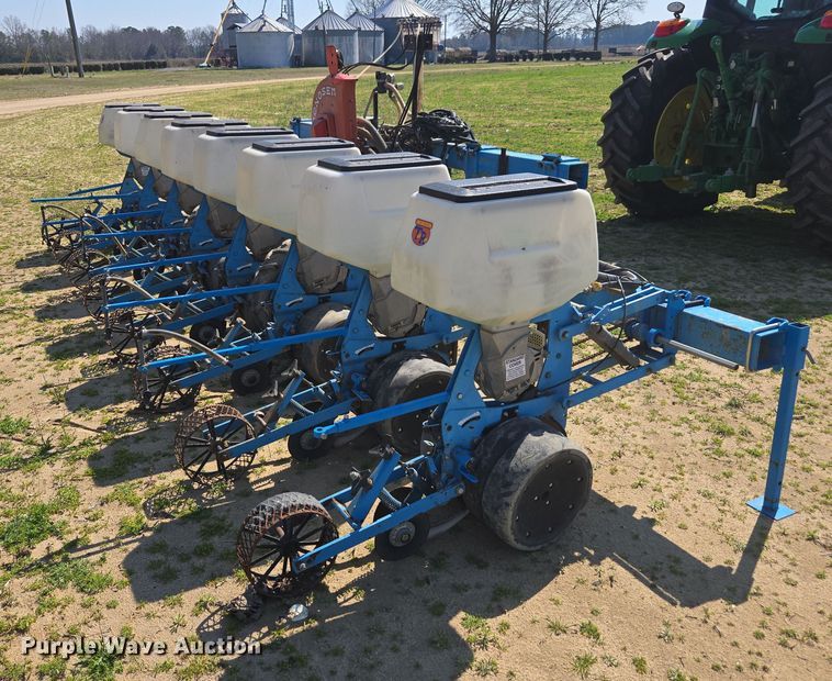 image for item DW1856 Monosem planter