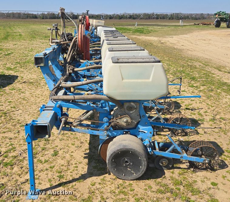 image for item DW1856 Monosem planter