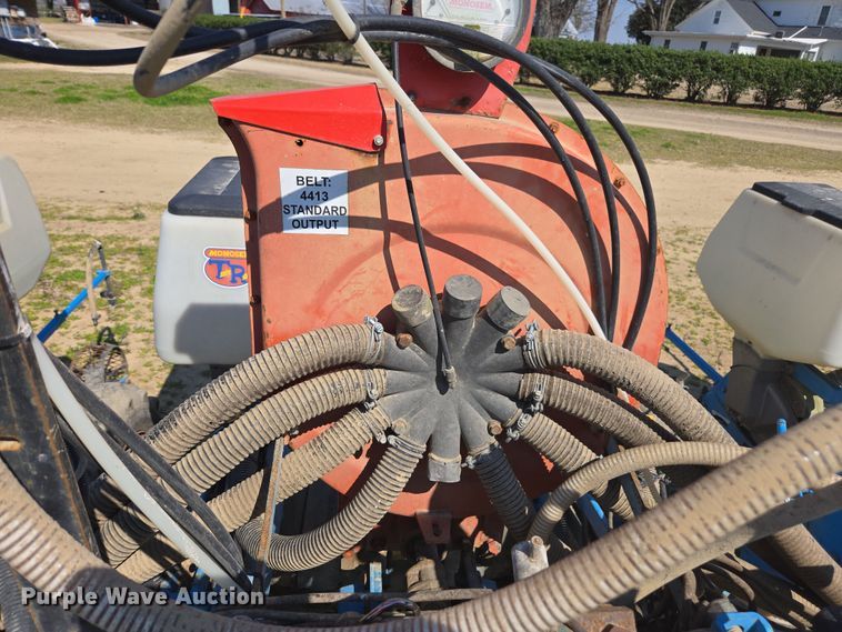 image for item DW1856 Monosem planter