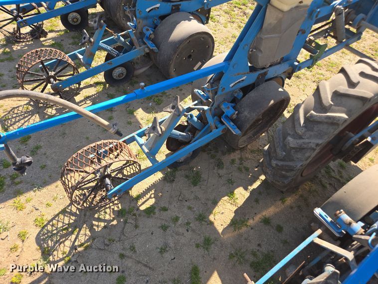 image for item DW1856 Monosem planter