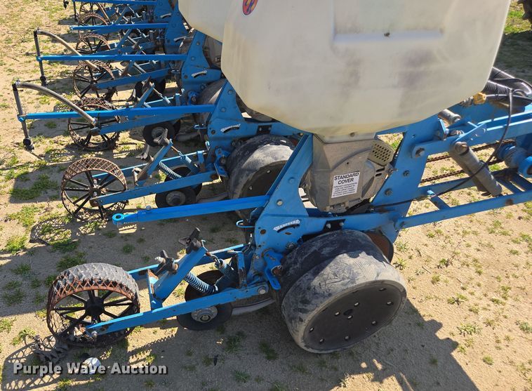 image for item DW1856 Monosem planter