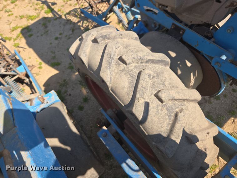 image for item DW1856 Monosem planter