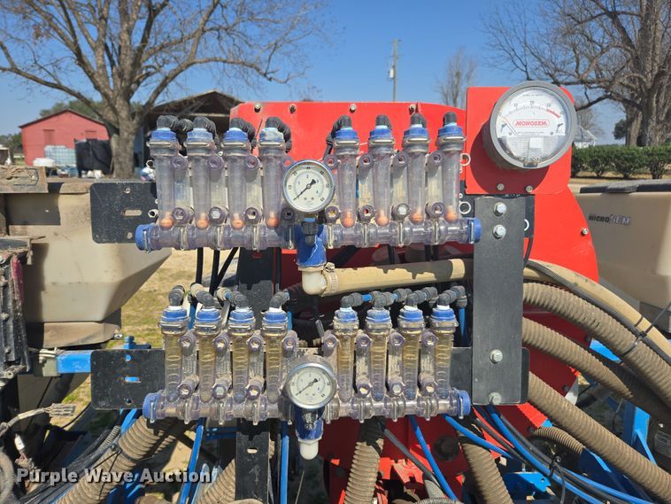 image for item DW1857 Monosem planter