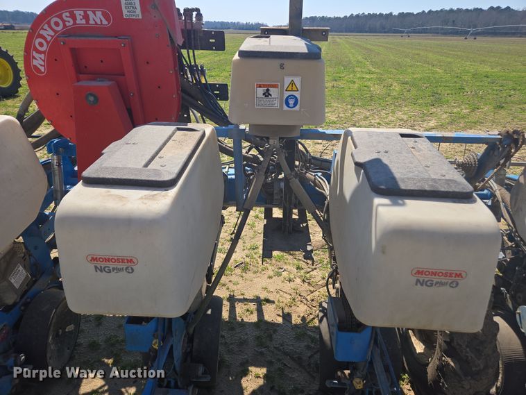 image for item DW1857 Monosem planter