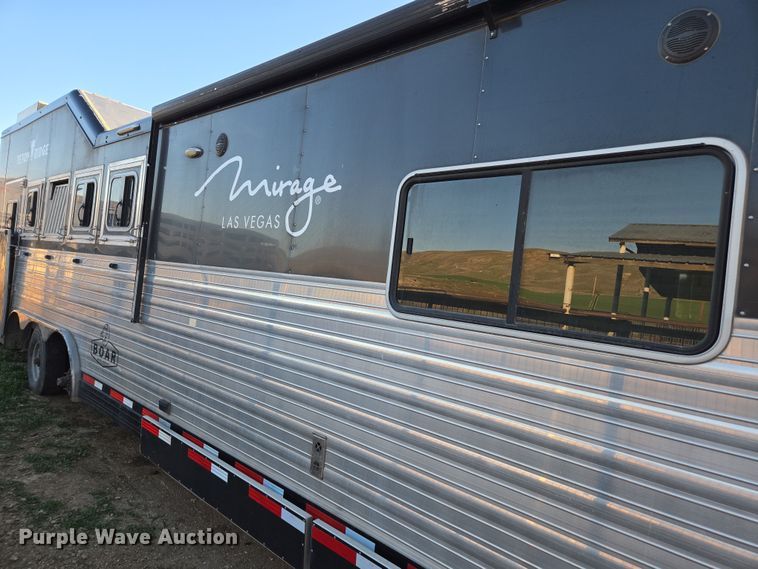 image for item DY6973 2018 Sooner  Universal Trailers horse trailer