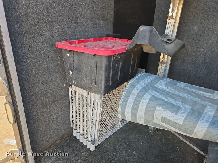 image for item DY6973 2018 Sooner  Universal Trailers horse trailer