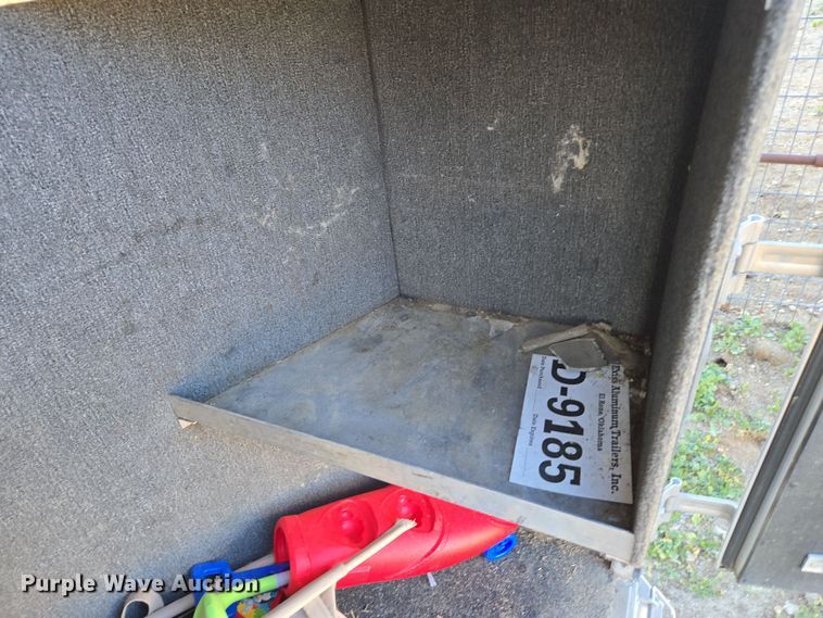 image for item DY6973 2018 Sooner  Universal Trailers horse trailer