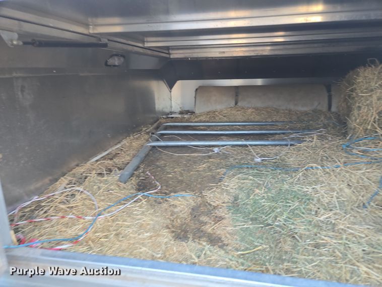 image for item DY6973 2018 Sooner  Universal Trailers horse trailer