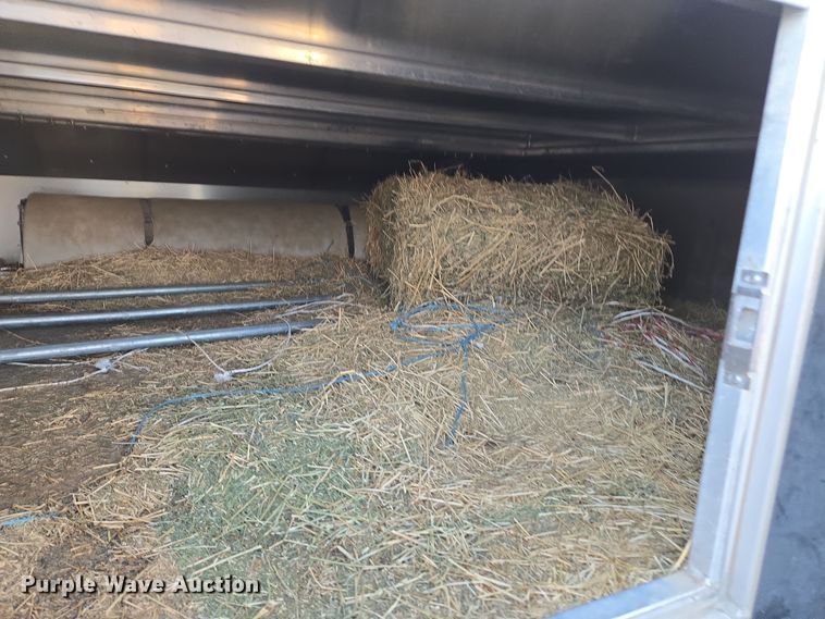 image for item DY6973 2018 Sooner  Universal Trailers horse trailer