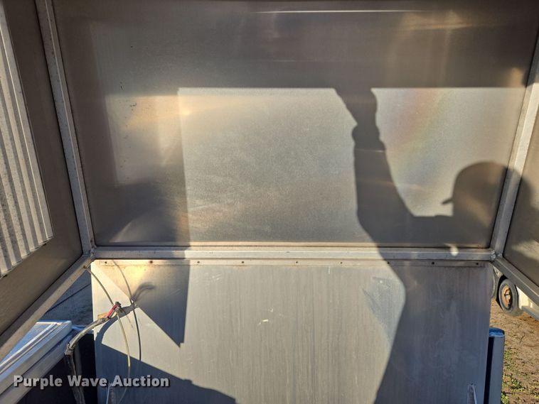 image for item DY6973 2018 Sooner  Universal Trailers horse trailer