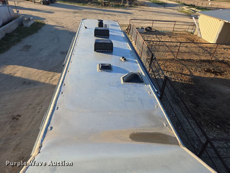 image for item DY6973 2018 Sooner  Universal Trailers horse trailer