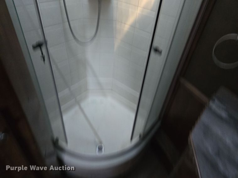 image for item DY6973 2018 Sooner  Universal Trailers horse trailer